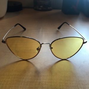 Accessories - Vintage yellow sunglasses Accessories - Vintage yellow sunglasses